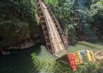 Jembatan Kumap Ambruk, Tim PUPR Tabalong Langsung Turun Lapangan