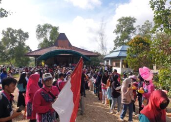 HUT Desa ke 26, Kambitin Raya Gelar Jalan Santai