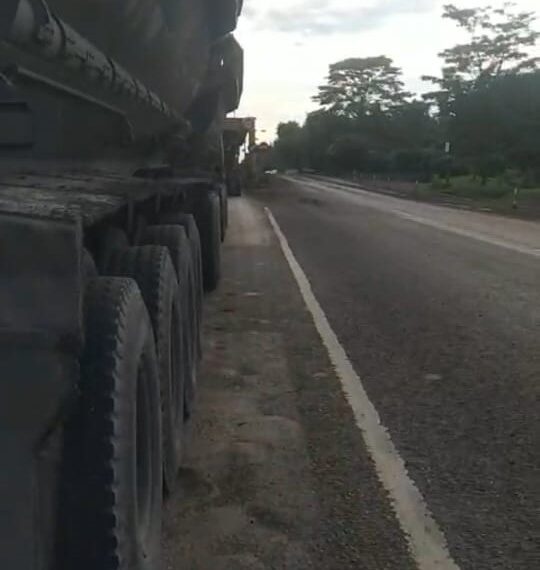 Dianggap Slow Respon, Warga Banyu Tajun Sempat Tutup Jalan Hauling PT. Adaro
