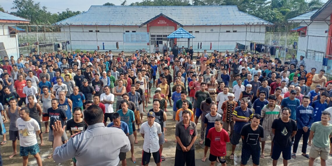 Cegah Gangguan Keamanan, Kalapas Tanjung Kontrol Blok Hunian WBP