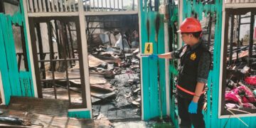 Korsleting Listrik Diduga Jadi Penyebab 4 Rumah Terbakar di Pembataan
