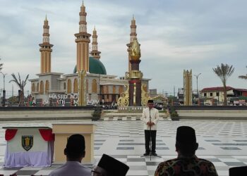 Masjid Agung Jadi Ikon Baru Kota Tanjung