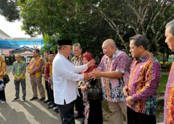 Haru, Pejabat Tabalong Lepas Anang dengan Tangis