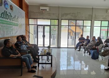 Diskominfo Gelar Halalbihalal dengan PWI Tabalong, Mantapkan Sinergitas Penyebarluasan Informasi Pembangunan