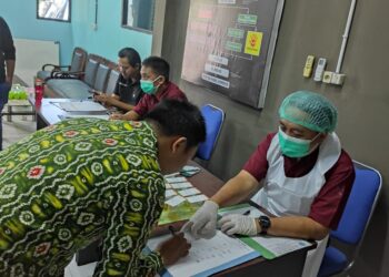 Panwaslu Kecamatan se-Tabalong di Tes Urine