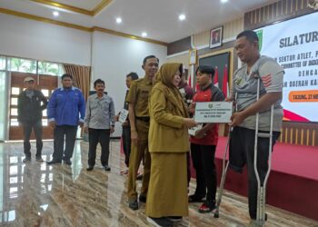 Pemkab Tabalong Beri Reward Atlet Paralympic Berprestasi