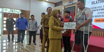 Pemkab Tabalong Beri Reward Atlet Paralympic Berprestasi