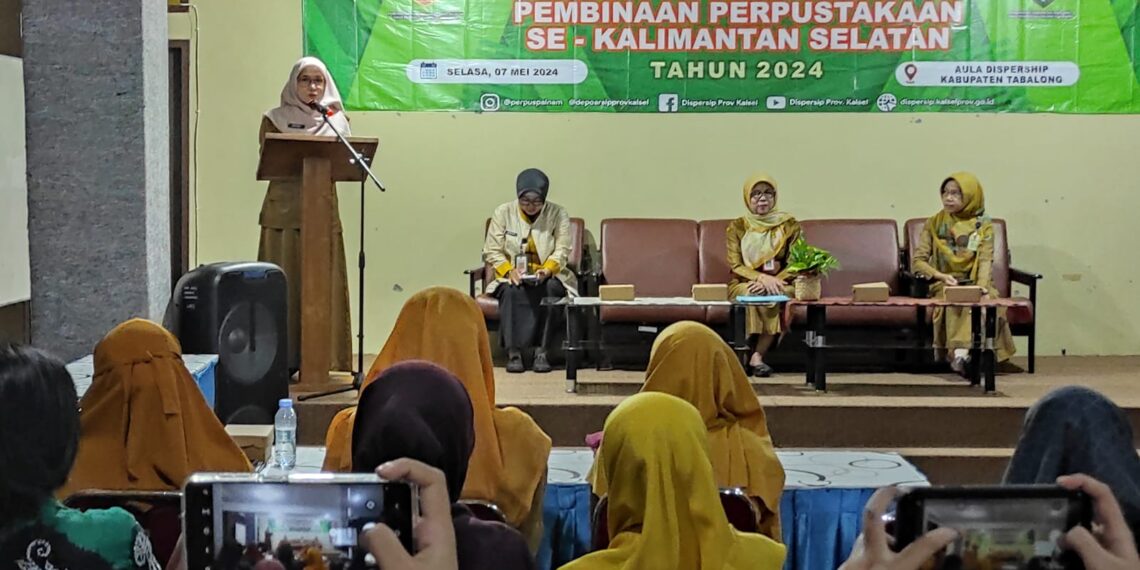 Sambangi Tabalong, Dispersip Kalsel Beri Pembinaan Pengelola Perpustakaan Sekolah