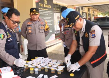 Puluhan Personil Polres Tabalong Tes Urine, Ini Hasilnya