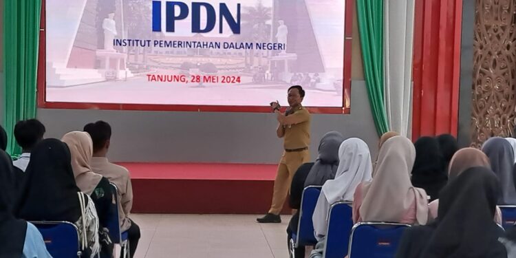 Purna Praja Dorong Minat Pelajar Tabalong Kuliah di IPDN