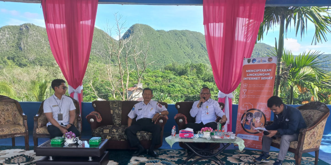 H Fani Ajak Siswa SMA Berinternet Sehat dan Aman