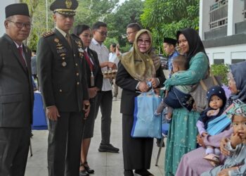 Bantuan Sembako untuk Anak Stunting di Tabalong