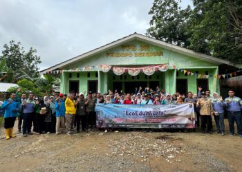 DLH Tabalong Gelar EcoEduWiyata, Ajak Pelajar Kunjungi Hutan Kota dan TPS