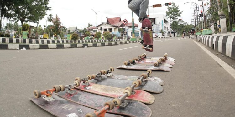 Rayakan GSD, Skateboarder Tabalong Gaungkan Butuh Sarana Bermain