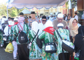 Jamaah Haji Tabalong Kloter 9 Tiba, Langsung Disambut Pj Bupati