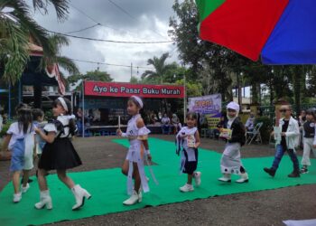 Asah Kepercayaan Diri Anak, Dispersip Tabalong Gelar Fashion Show