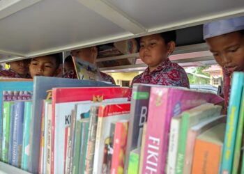 Melihat Antusias Pelajar SDN Paliat Kunjungi Unit Layanan Perpustakaan Kelua