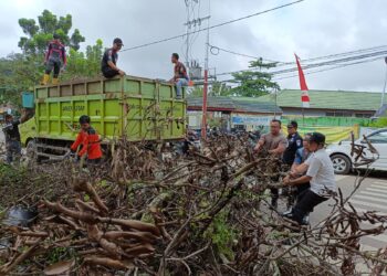 Bakal Dibangun RTH, Camat Banua Lawas Ajak Warga Bersih-Bersih Lingkungan
