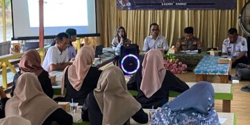 Kawal Tahapan Pemilu, Panwascam Muara Uya Lakukan Bimtek