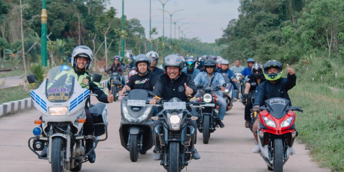 Riding Bareng, H Sani-Kadarusman Puji Ketertiban Berlalulintas BTMC