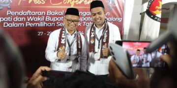 Jelang Pengundian Nomor Urut, H Fani-Habib Taufan Gelar Sholat Maghrib Dan Do’a Bersama