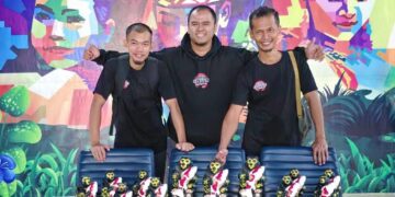 Nan Sarunai Koi Tabalong Boyong Piala Beruang Madu di Balikpapan Koi Show Festival 2024