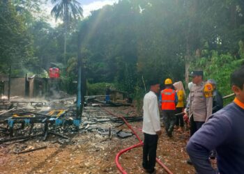 Kebocoran Gas “Melon” Diduga Hanguskan Rumah di Jaro