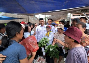 Kunjungi Pasar Bajut, H Fani Janjikan Revitalisasi