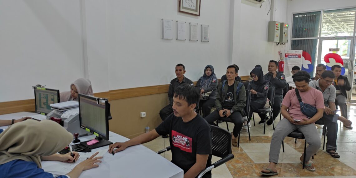 Pastikan Kondisi Prima Jelang Pencoblosan, Jajaran Bawaslu Tabalong Jalani MCU