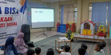 Kunjungi Perpustakaan Tabalong, Cara TPA Al-Manshurin Kenalkan Dunia Literasi ke Muridnya