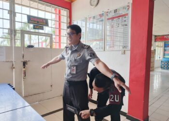 Pegawai Lapas Tanjung Digeledah, Ada Apa ?