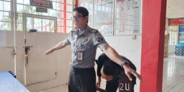 Pegawai Lapas Tanjung Digeledah, Ada Apa ?