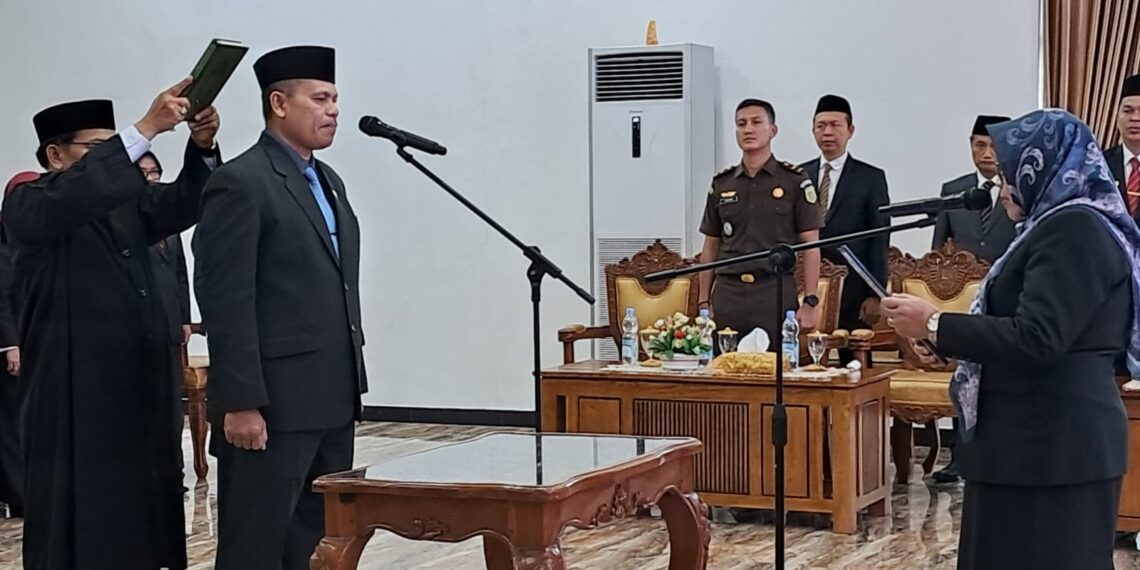 Nanang Mulkani Dilantik Jadi Pj Sekda Tabalong