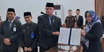 Pj Bupati Tabalong Ingatkan “PR” Saat lantik Pj Sekda