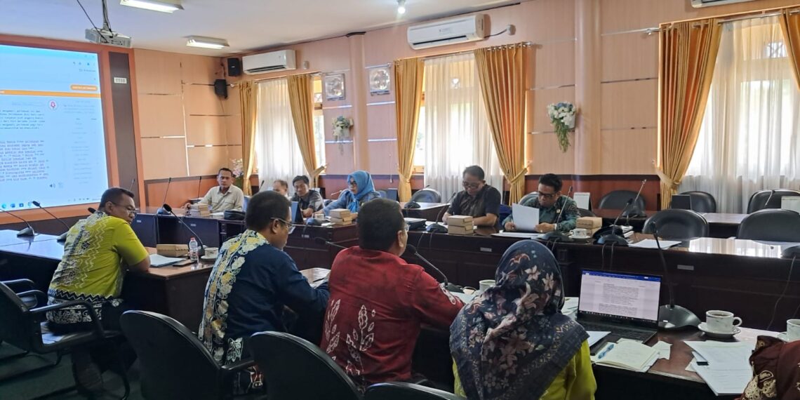 Komisi ll DPRD Tabalong Evaluasi Kegiatan Disbunnak Tahun 2024