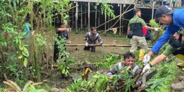 Puncak HPSN di Tabalong, 20 Ton Sampah Berhasil Dibersihkan dari Sungai Mangkusip