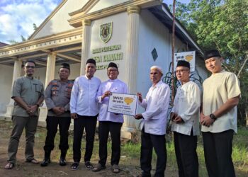 Awali Safari Ramadan, H Fani Serahkan WiFi Gratis di Desa Tamunti