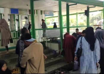 Masjid Pusaka Banua Lawas Ramai Dikunjungi Wisatawan