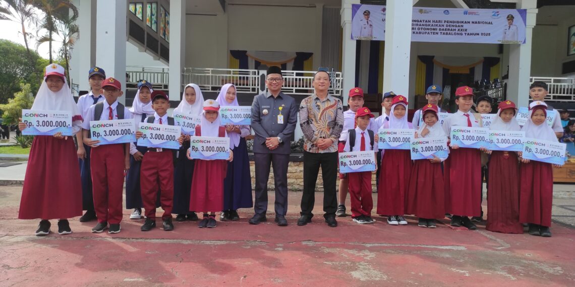20 Siswa di Tabalong Terima Beasiswa dari Perusahaan Semen