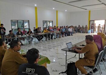 Mosi Tidak Percaya, Warga Pinta Kades dan Ketua BPD Wayau Mundur dari Jabatan