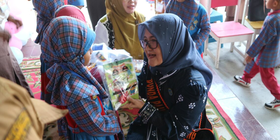 Hari Pertama Sekolah, Bunda PAUD Tabalong Kunjungi Darut Tahfidz