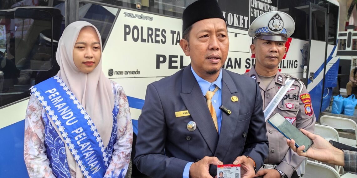 Polres Tabalong Buka Layanan Sim Keliling di Pendopo Saat HUT Bhayangkara