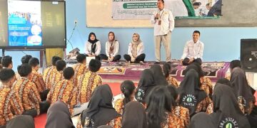 Sosialisasikan Soal Hukum, LBH Peduli Hukum dan Keadilan Sambangi SMAN 1 Tanta
