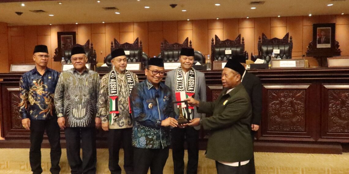 Program 1 Desa 1 Da’i Pemkab Tabalong Tuai Pujian dari Wakil Ketua MPR RI