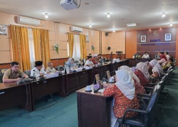 Puluhan Guru TK “Berkeluh-Kesah” ke Komisi l DPRD Tabalong