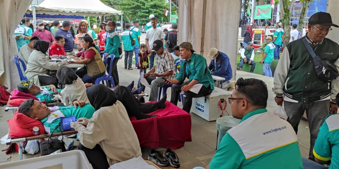 Donor Darah Hingga Bagi-bagi Door Prize Meriahkan Family Gathering PUK SPKEP SIS Admo