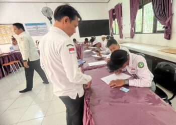 Puluhan Siswa SMAN 1 Tanta “Mengadu” ke Bawaslu Tabalong, Ada Apa?