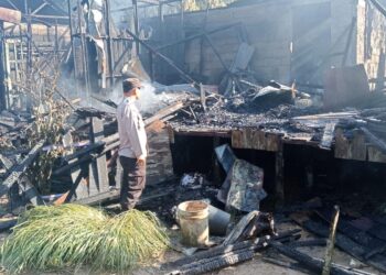 Konsleting Listrik, Rumah Warga Gunung Batu Ludes Terbakar