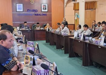 Forkood LSM Tabalong Tuding Ada Oknum Anggota Dewan “cawe-cawe” di Proyek Pengerjaan Pokir