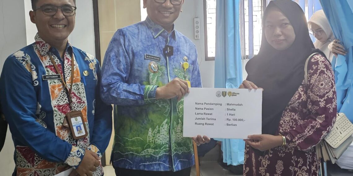 Rp 335 Juta Bantuan Tunai Pendamping Pasien Tabalong Pasti Sehat Tersalurkan